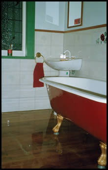 red bath